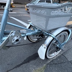 中古三輪自転車 ブリヂストンワゴン　 [18（前輪）/16(後輪)インチ]の画像