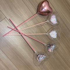 フォトプロップス_ハート型スティック風船の画像