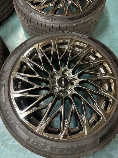 タイヤホイール付き