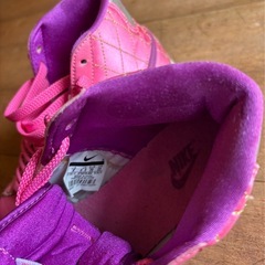 NIKEハイカットスニーカーの画像