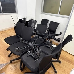 【引き取ってくれる方募集】事務所家具
の画像