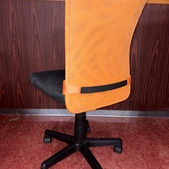 G1116 オフィスチェア　オレンジの画像