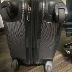 キャリーケースの画像