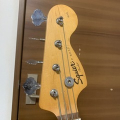 Squier by Fender スクワイヤー エレキベースの画像