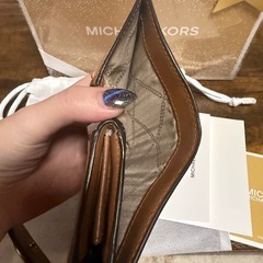 マイケルコース
財布の画像