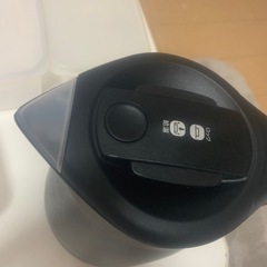 美品ティファール電気ポット、おまけのグラタン皿、クマさんのカップ、タッパー付き の画像