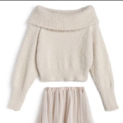 【11/16までの受け取り希望】GRL シャギーオフショルニットトップス　アイボリーの画像