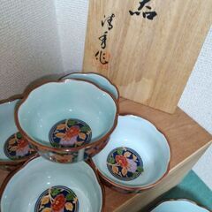 未使用！有田焼　清秀窯　古伊万里　金襴手親子鉢　中鉢５客　小鉢５客１０客　木箱付の画像