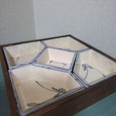 未使用　御前焼物・菓子器　オードブル5客　乳白色　貫入　木箱付きの画像