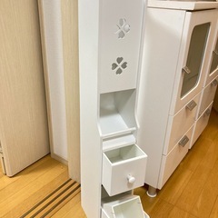 木製トイレ収納ラックの画像