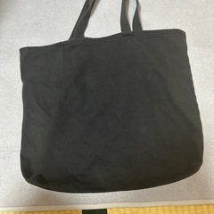 ANNA SUIトートバッグ ブラック デニムパッチの画像