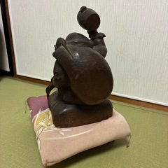 木彫りの恵比寿様像の画像