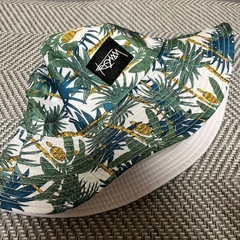 リバーシブルバケットハット
の画像