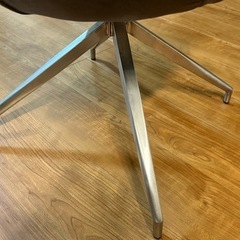 ダイニングチェア にきゃく2脚の画像