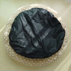 ペットベッド ドーナツ型 ドット柄 ベージュ 犬用ベッド 犬ベッド 大きめサイズ 80cmの画像