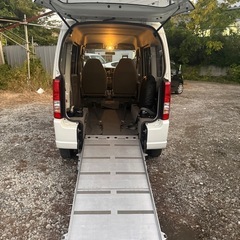 スズキ エブリイワゴンの画像