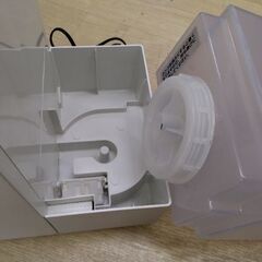 定価2万円　ハイブリッド　抗菌気化フィルター採用　ダイニチ　加湿器の画像