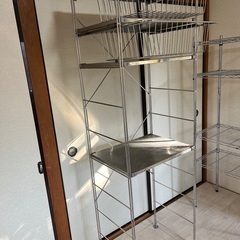 スチールラックの画像