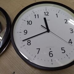 極上美品　高級タイプ　電波時計　1個1500円　壁掛け　時計の画像