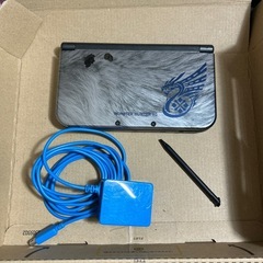 モンハン4G new 3DS LL本体一式と19本ソフトセットの画像