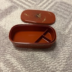 高そうなお弁当箱の画像