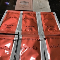 未開封。2個セット。サンプル付き！コラリッチEＸブライトニングオールインワンリフトジェル55グラム,の画像