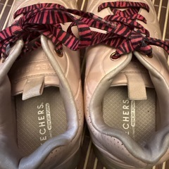 スケッチャーズ　ピンクオーロラ厚底　22センチの画像