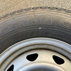 スタッドレスタイヤの画像