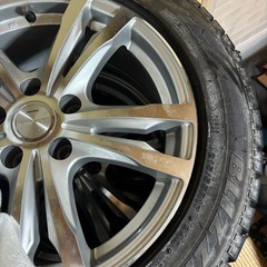 BRIDGESTONE ブリザック 冬用タイヤ 215/55R17の画像