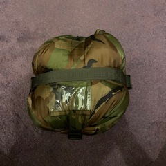 スナッグパック シュラフ 寝袋 キャンプ アウトドア 災害時 テントとセットで半額^ ^の画像