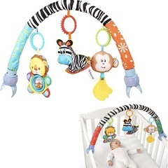 ベビーベッド、ベビーカーおもちゃの画像