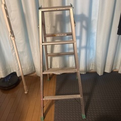 アルミ脚立の画像