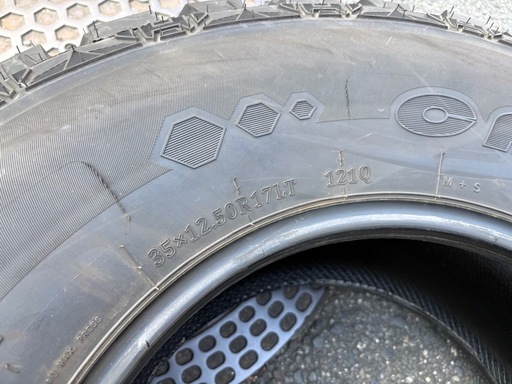 GOALSTAR CATCHFORS MT オフロードタイヤ 35インチ　12.5 -17 5本セット