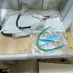 太陽光発電蓄電池本体と蓄電池モジュールの画像