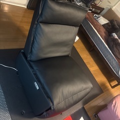 電動リクライニングソファ1人用開封のみ
の画像
