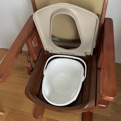 介護用トイレ 家具調トイレセレクトR はねあげの画像