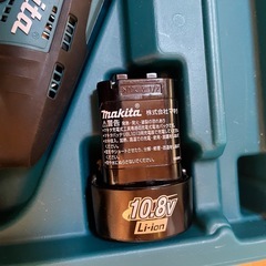 マキタ 充電式レシプロソー 10.8V JR101D バッテリー付の画像