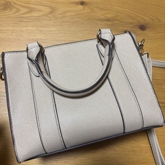 ショルダーバッグの画像
