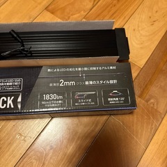 フラットLEDスーパースリム900ブラックの画像