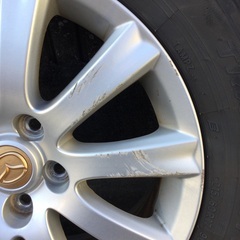 アルミホイールの画像