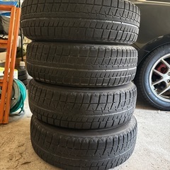 スタッドレス４本セット195/65/R15 ホイール付 カングー2の画像