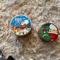 クリスマスツリー　飾り　缶などセットの画像