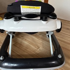 歩行器　赤ちゃん　カーレーサーの画像