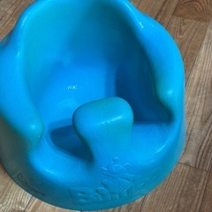 バンボ　Bumbo 赤ちゃん　イス
　の画像