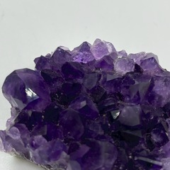 ウルグアイ産アメジストクラスター［B1860］の画像