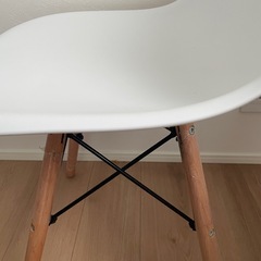 ダイニングチェアーの画像