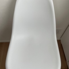 ダイニングチェアーの画像