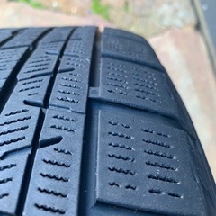 スタッドレス195/65R15YOKOHAMA iceGUARD iG60セレナ ノア ボクシーの画像