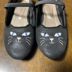 19センチ　猫顔のバレーシューズの画像