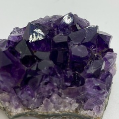 ウルグアイ産アメジストクラスター［B1858］の画像